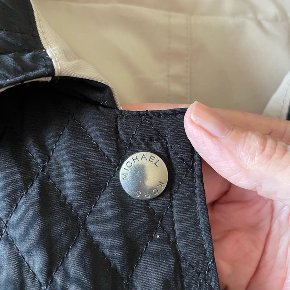 MICHAEL MICHAEL KORS Sz.S Reversible Quilted Jacket - hardly worn. EUC - Picture 4 of 7